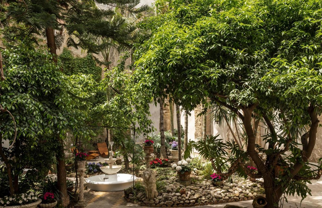 Hôtel Artemisia Domus - Giardino à Naples Extérieur photo